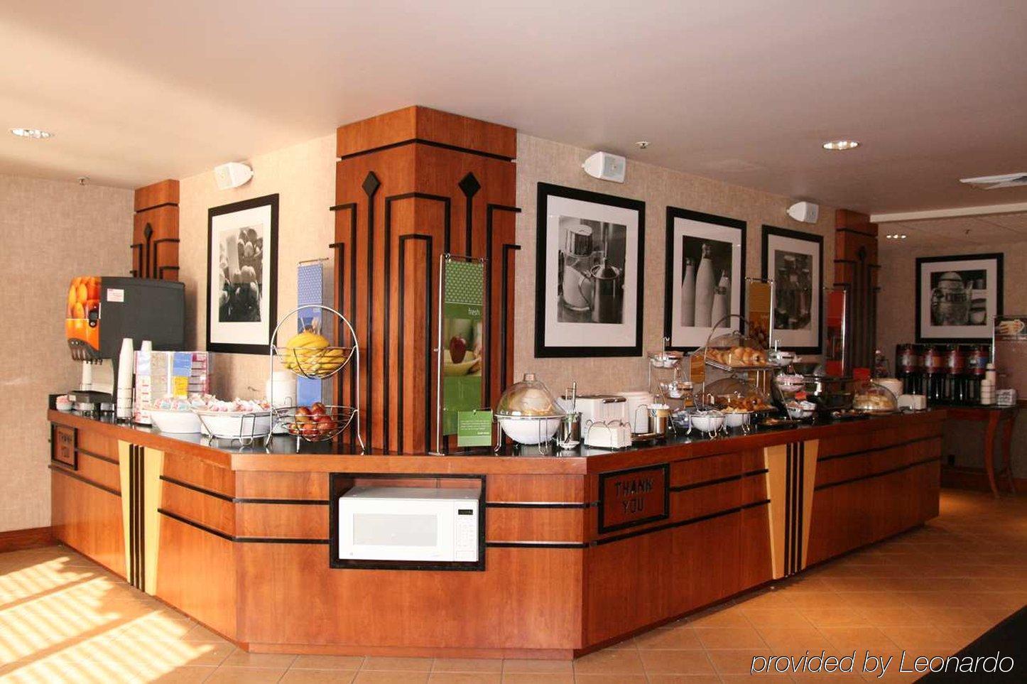 Hampton Inn Columbus/Taylorsville Edinburgh Εστιατόριο φωτογραφία